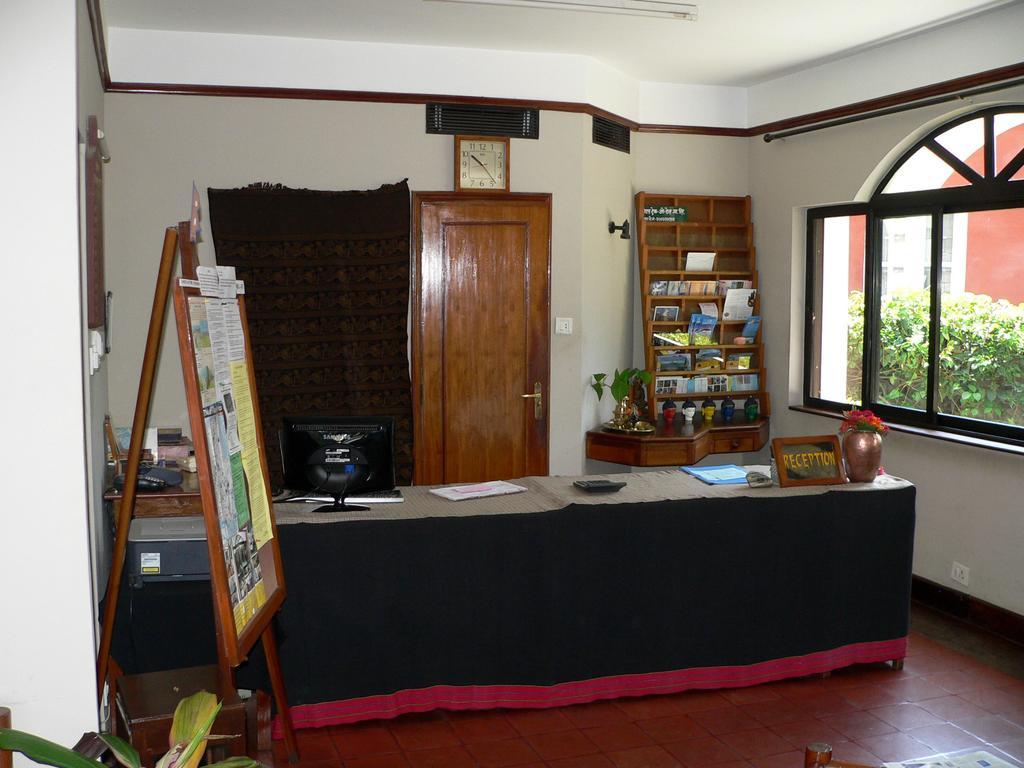 Hotel Trek-O-Tel Pokhara Zewnętrze zdjęcie