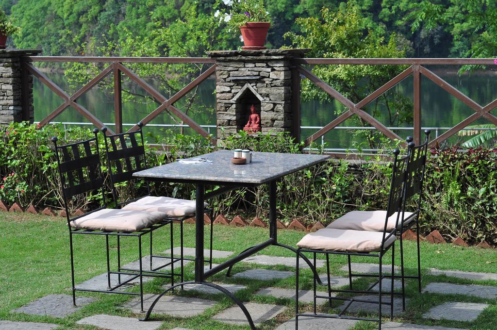Hotel Trek-O-Tel Pokhara Zewnętrze zdjęcie