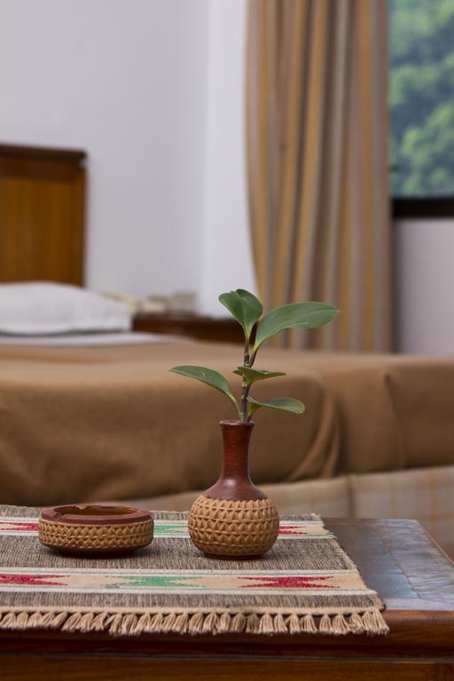 Hotel Trek-O-Tel Pokhara Zewnętrze zdjęcie