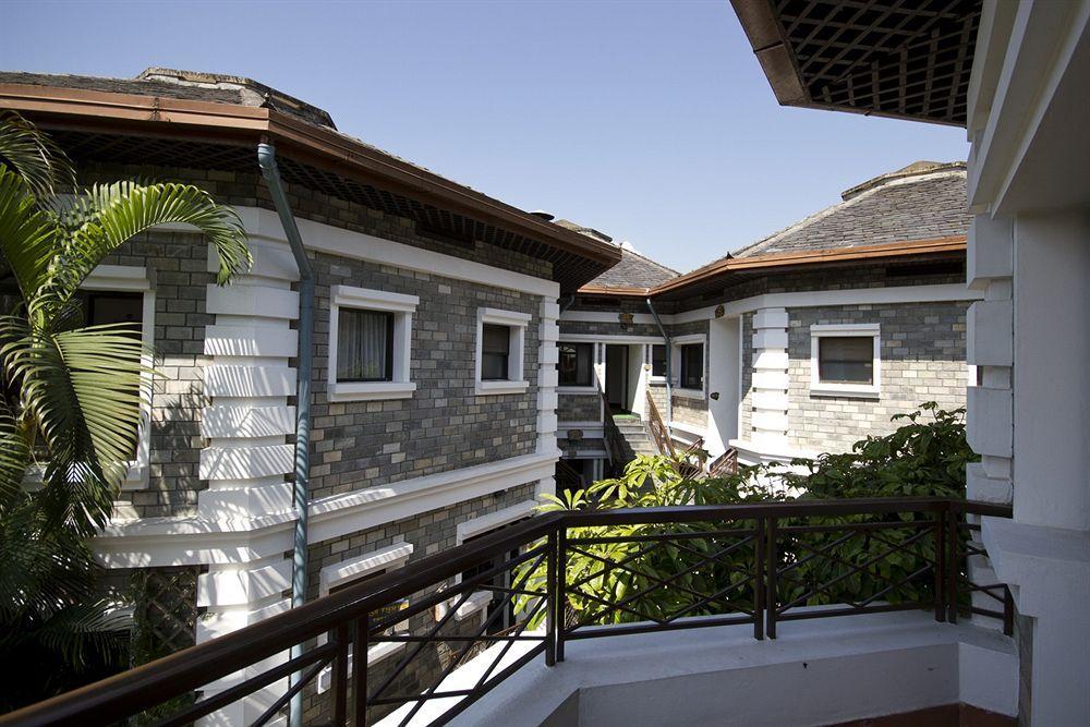 Hotel Trek-O-Tel Pokhara Zewnętrze zdjęcie
