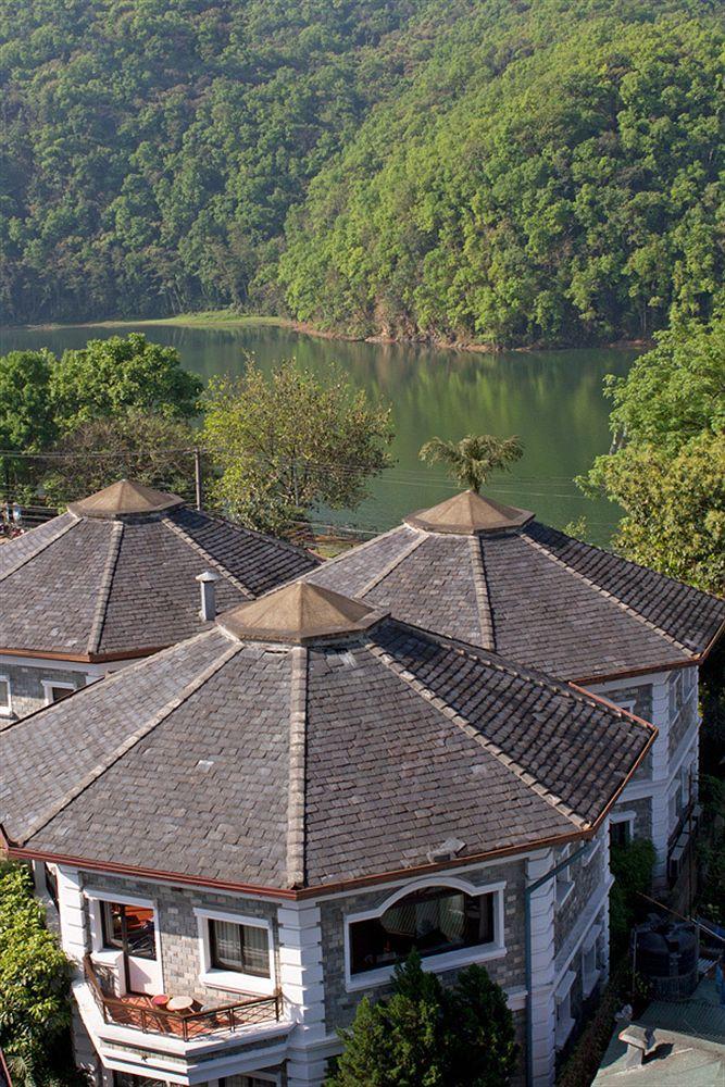 Hotel Trek-O-Tel Pokhara Zewnętrze zdjęcie