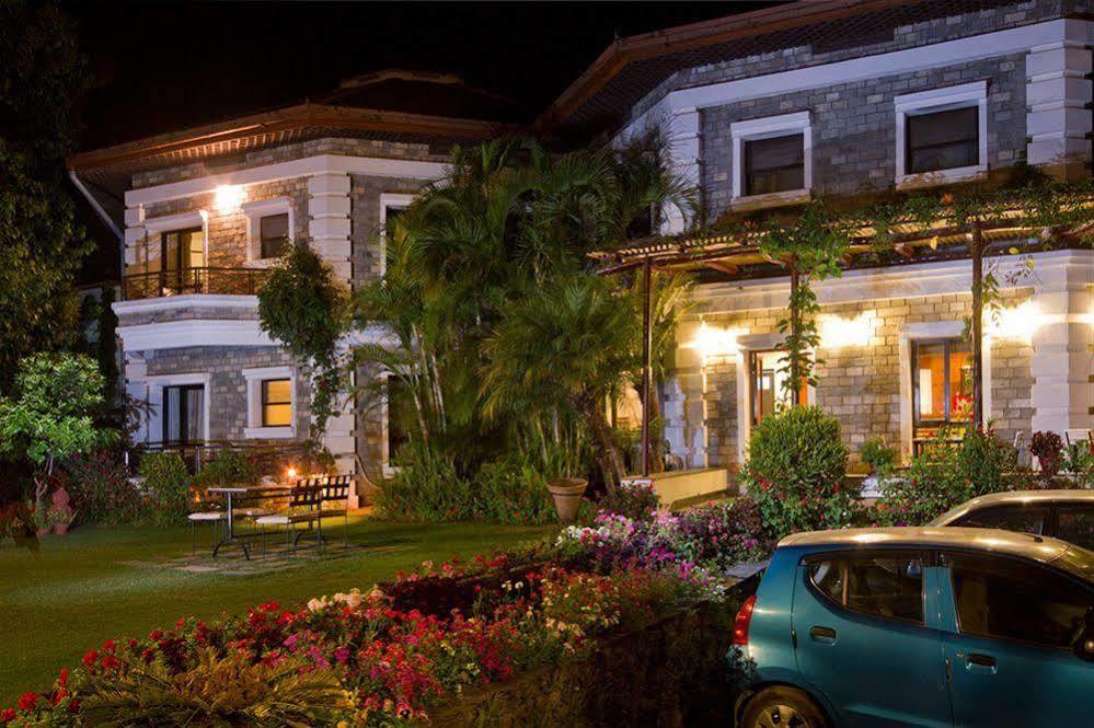 Hotel Trek-O-Tel Pokhara Zewnętrze zdjęcie