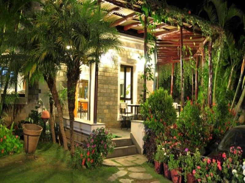 Hotel Trek-O-Tel Pokhara Zewnętrze zdjęcie